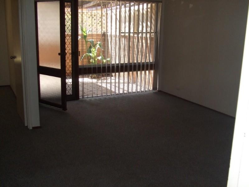 4b Edgley Place, Thornlie WA 6108