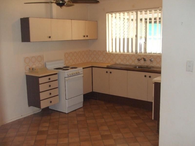 4b Edgley Place, Thornlie WA 6108