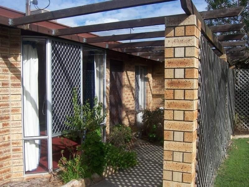 10 Irwin Close, Gosnells WA 6110