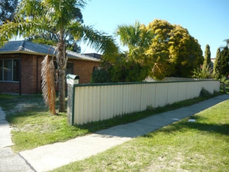 7 Rainbow Court, Gosnells WA 6110