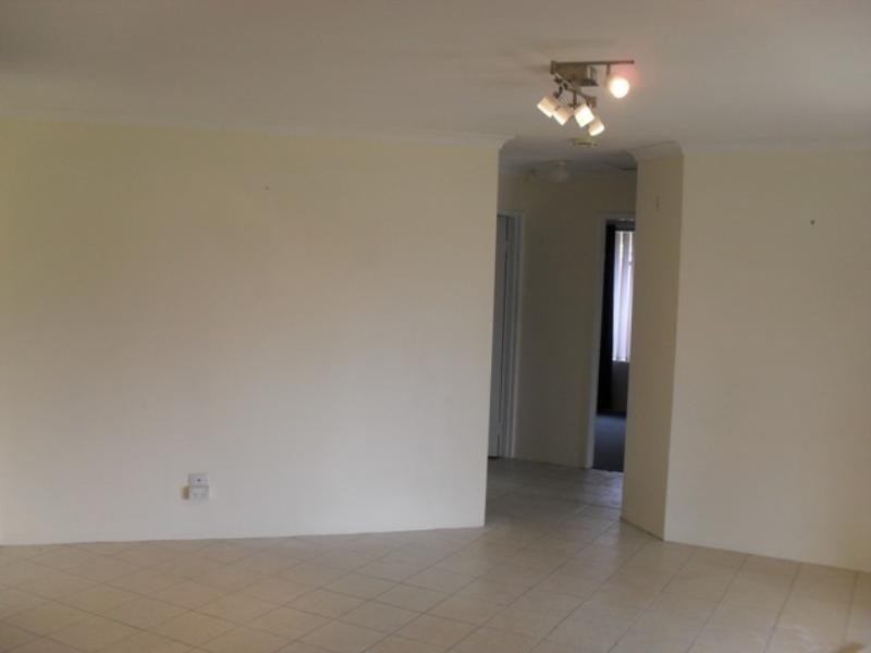 136 Challis Road, Seville Grove WA 6112