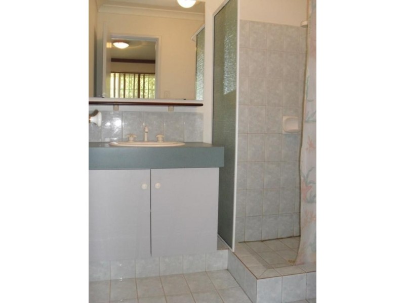 5 Windsor Drive, Gosnells WA 6110