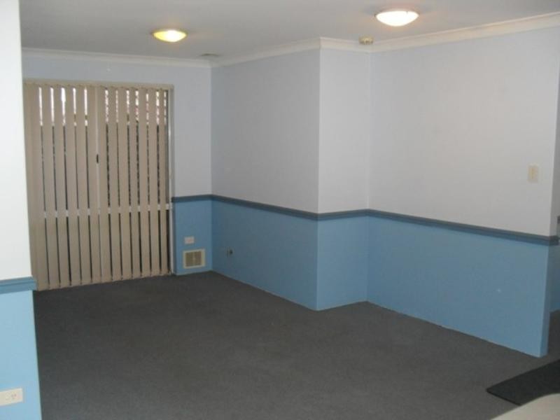 5 Windsor Drive, Gosnells WA 6110