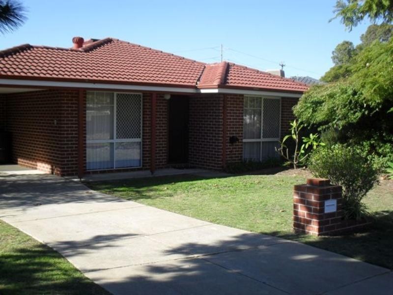 5 Windsor Drive, Gosnells WA 6110
