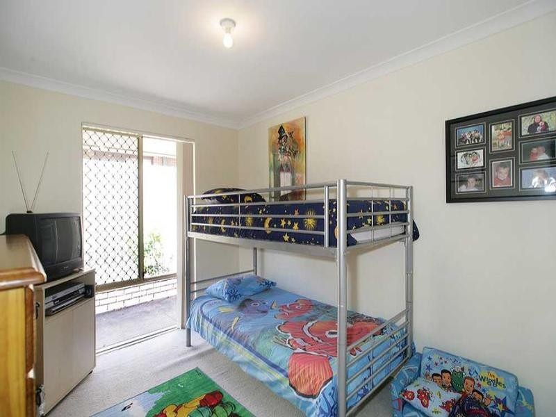 10 Kestrel Way, Thornlie WA 6108