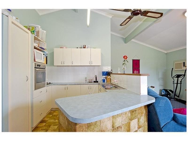 18 Gymea Court, Armadale WA 6112