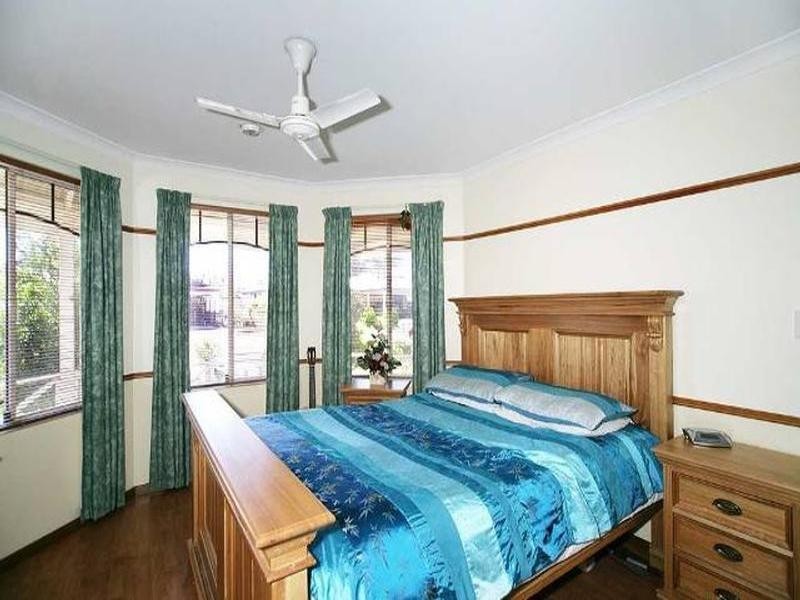 11 Cardiff Loop, Huntingdale WA 6110