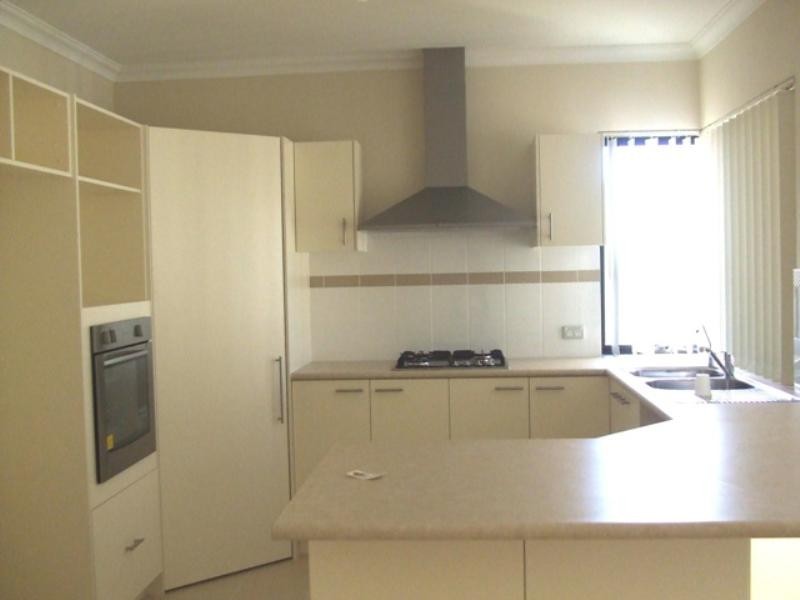 2A Clovelly Crescent, Lynwood WA 6147