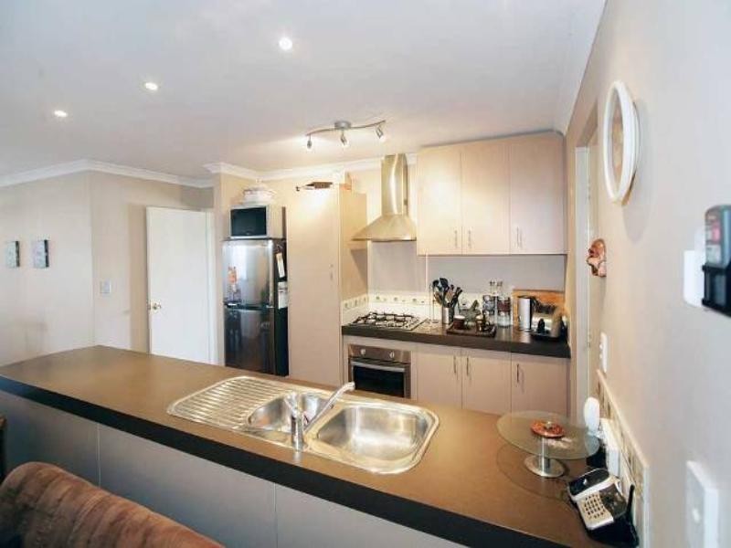 15 Glenfin Road, Seville Grove WA 6112