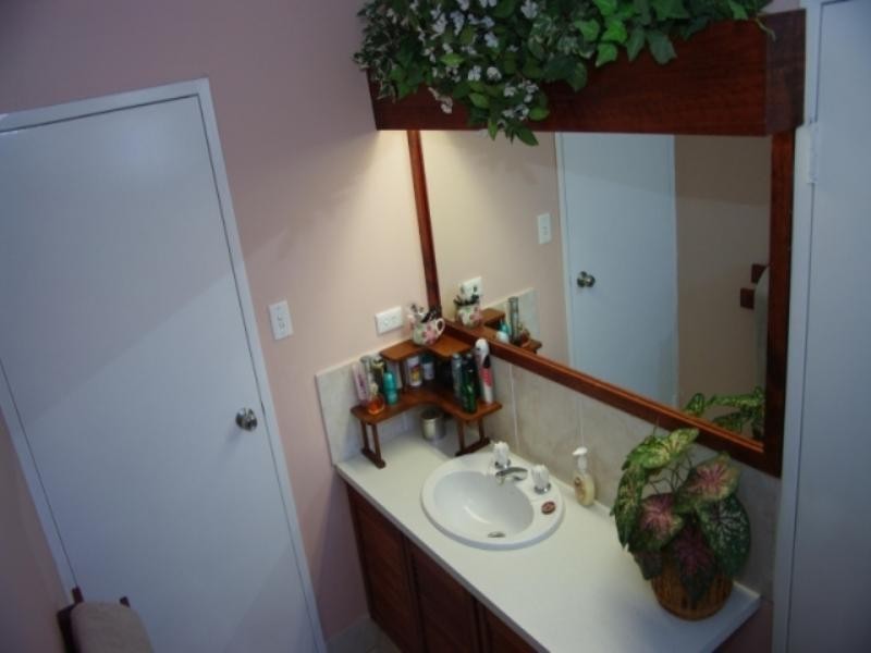 13 Ashburton Drive, Gosnells WA 6110