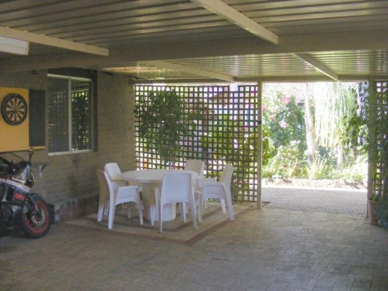 28 Salix Way, Forrestfield WA 6058