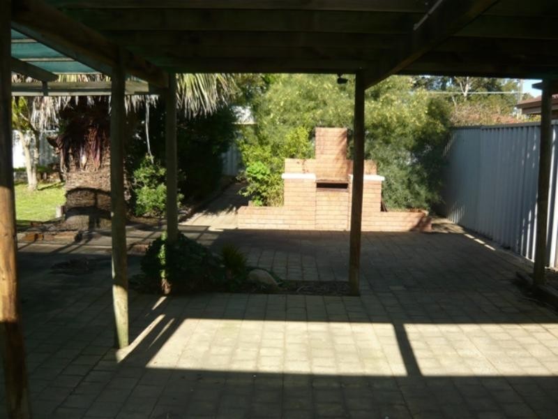 43 Dwyer Crescent, Gosnells WA 6110