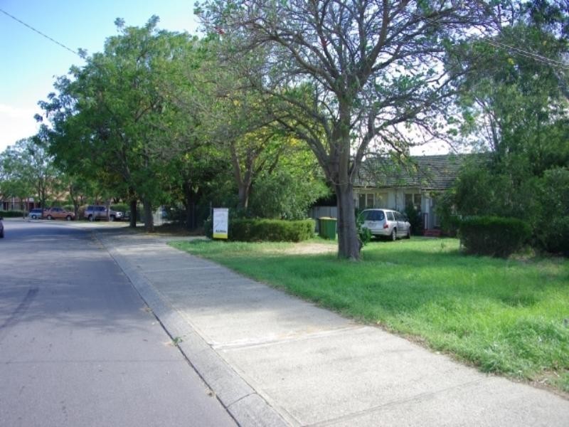 28 Robinhood Road, Armadale WA 6112