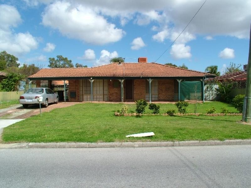 215 Westfield Street, Maddington WA 6109