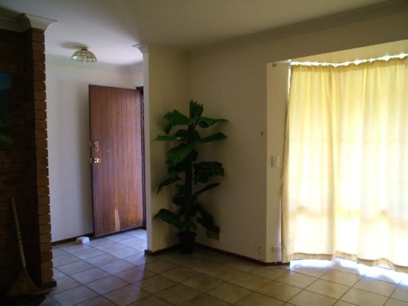 215 Westfield Street, Maddington WA 6109