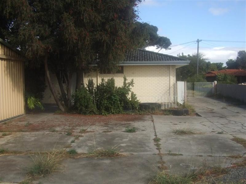 11 Avila Place, Kenwick WA 6107