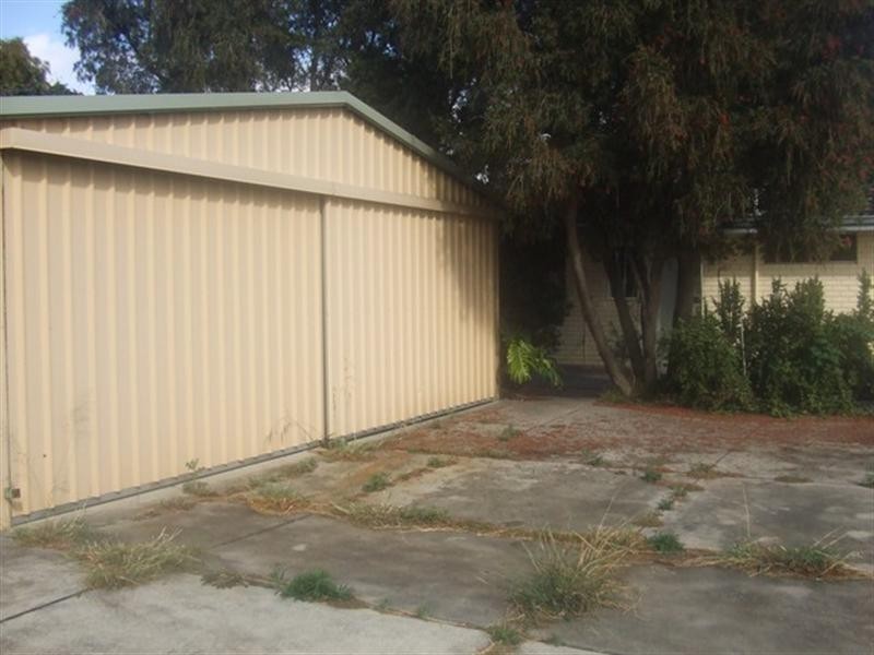 11 Avila Place, Kenwick WA 6107