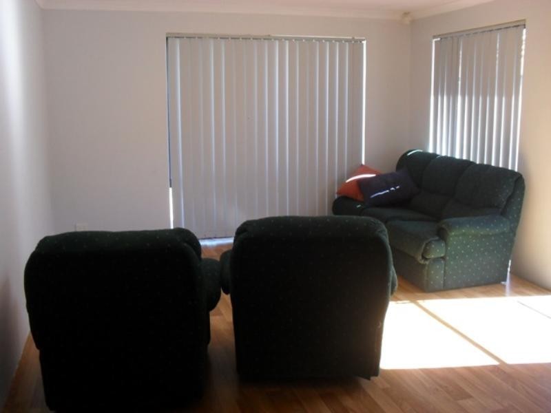 4 Morolo Street, Seville Grove WA 6112