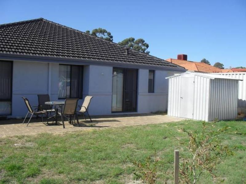 4 Morolo Street, Seville Grove WA 6112