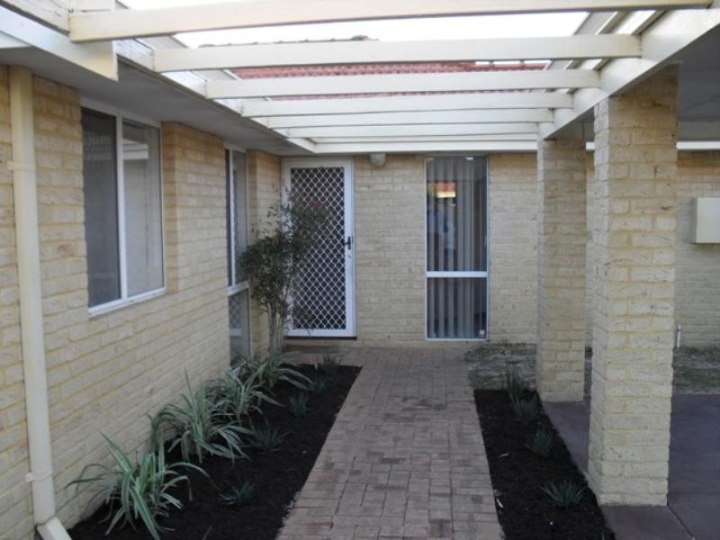 18 Baxter Close, Huntingdale WA 6110