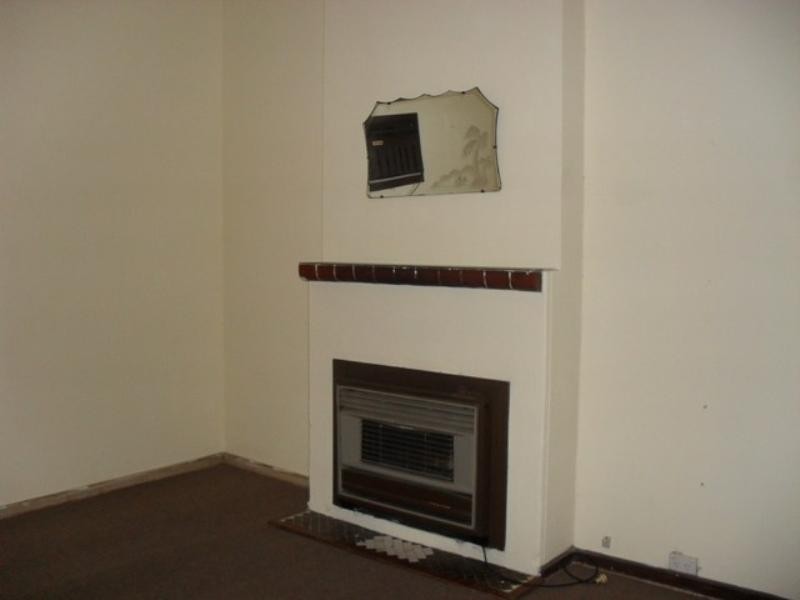 18 The Crescent, Maddington WA 6109