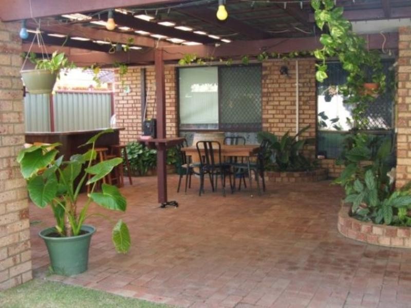 24 Shamrock Way, Huntingdale WA 6110