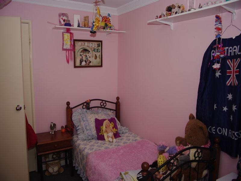 5 Akma Court, Maddington WA 6109