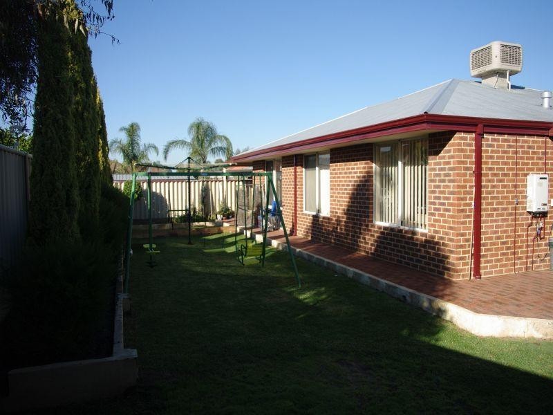 5 Akma Court, Maddington WA 6109