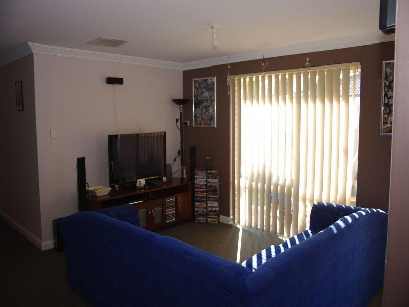 5 Akma Court, Maddington WA 6109