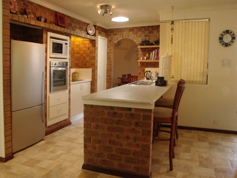 5 Chifley Place, Huntingdale WA 6110