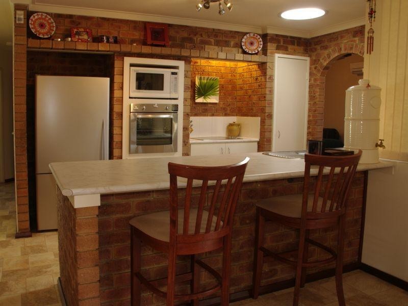 5 Chifley Place, Huntingdale WA 6110