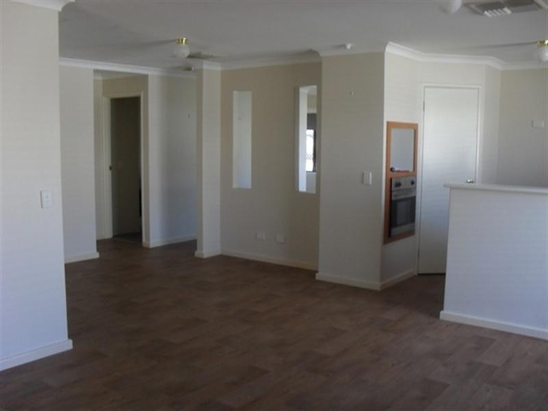 69 Gay Street, Huntingdale WA 6110