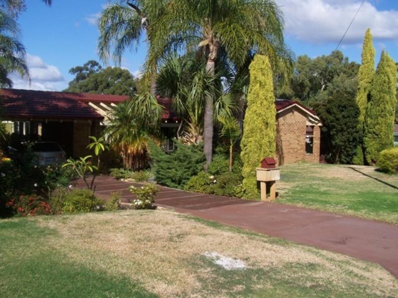 12 Tallerack Way, Forrestfield WA 6058