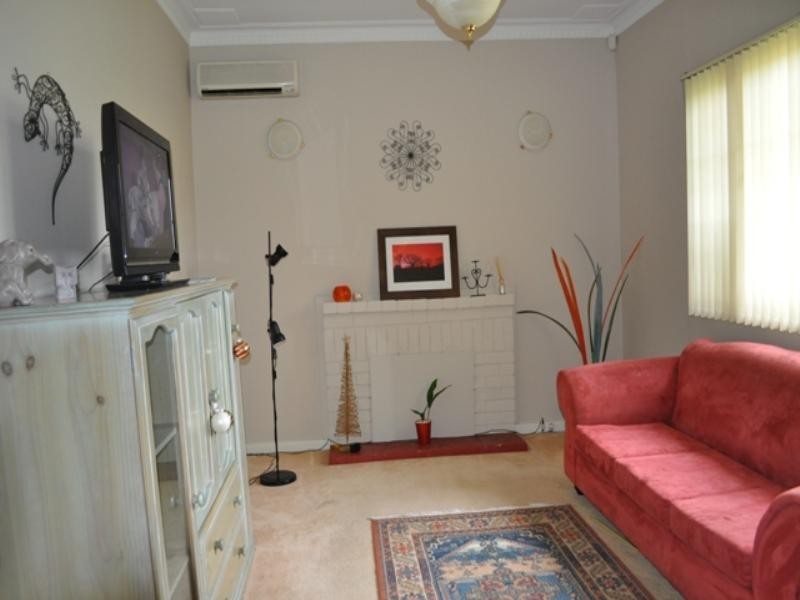 202 Hicks Street, Gosnells WA 6110