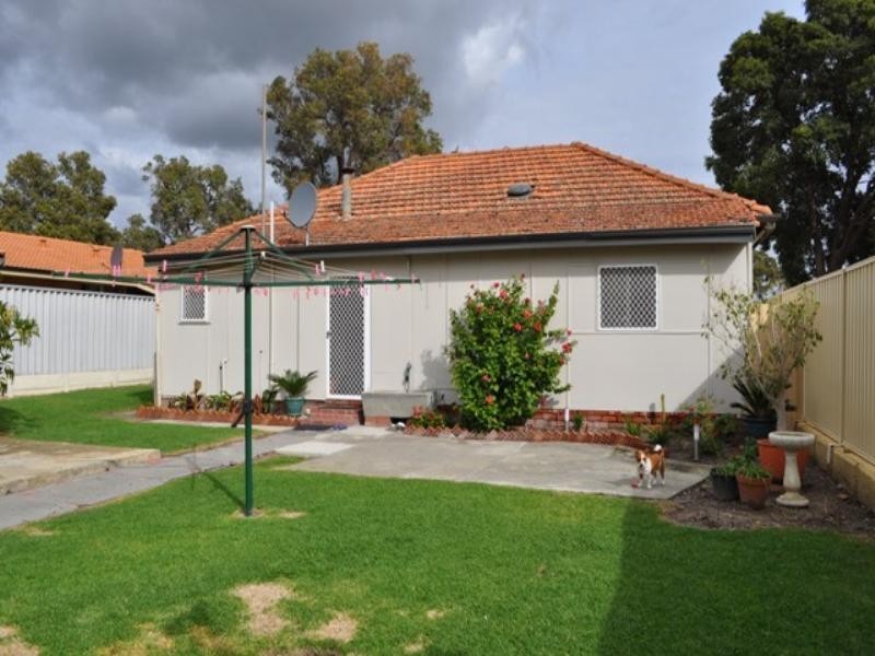 202 Hicks Street, Gosnells WA 6110