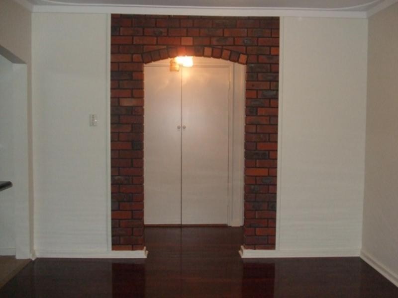 17 Crandon Street, Gosnells WA 6110