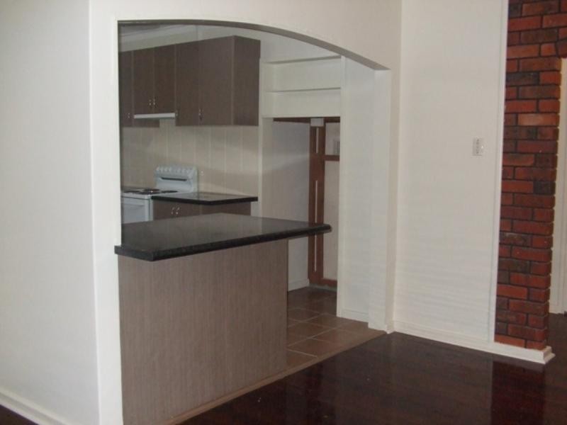 17 Crandon Street, Gosnells WA 6110