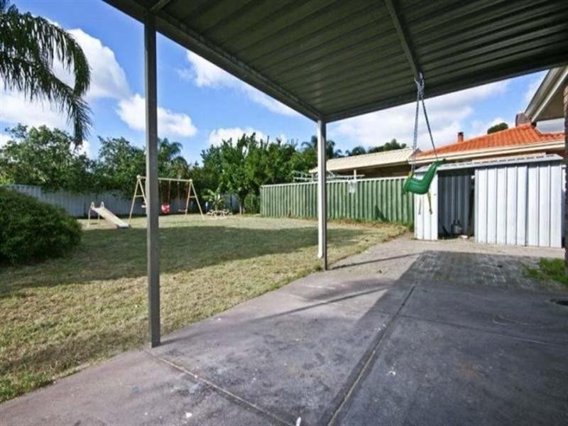 21 Aldworth Crescent, Gosnells WA 6110