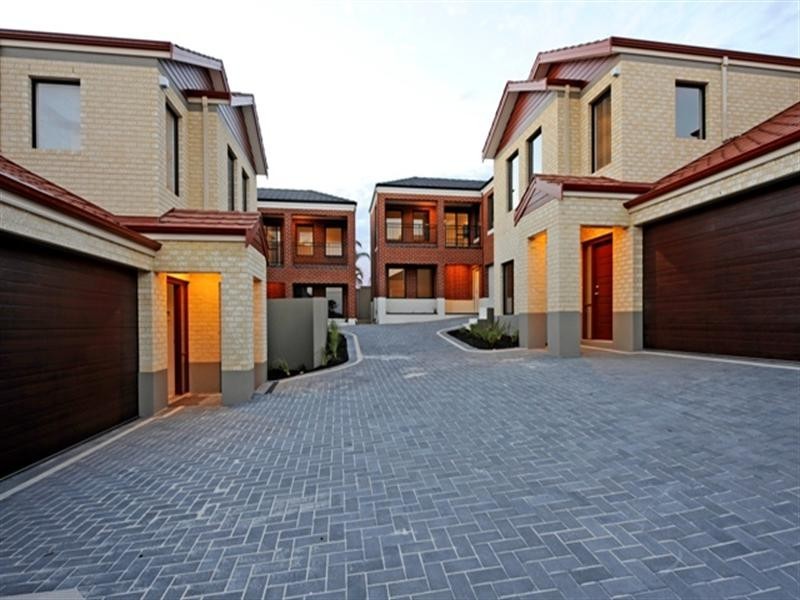 8c Isobel Street, Bentley WA 6102