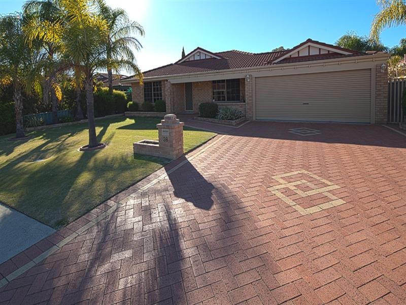 38 Phoenix Drive, Kenwick WA 6107