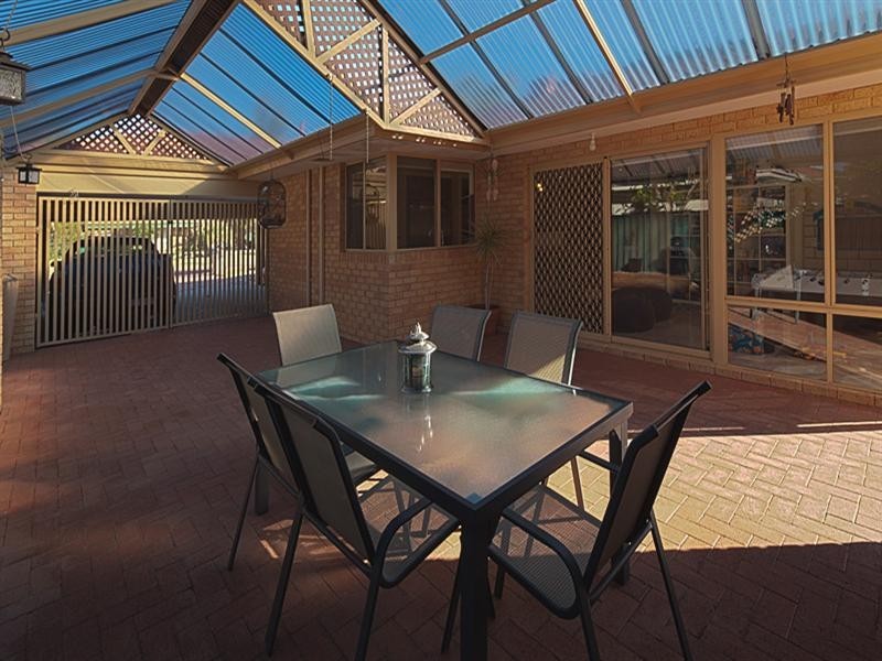 38 Phoenix Drive, Kenwick WA 6107