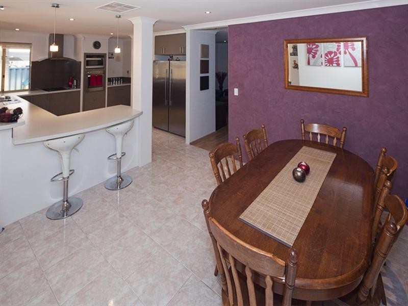 38 Phoenix Drive, Kenwick WA 6107