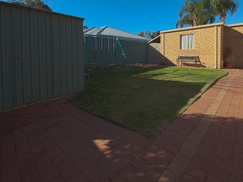 38 Phoenix Drive, Kenwick WA 6107