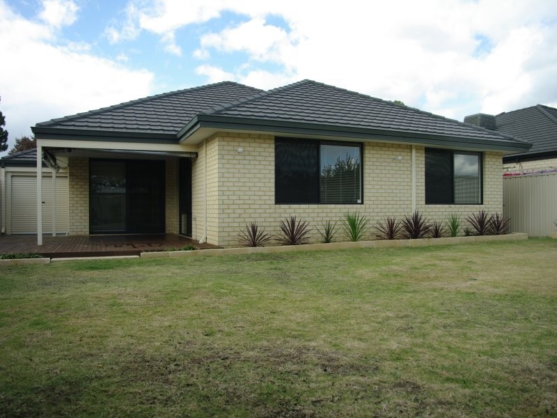 81 Postling Street, Kenwick WA 6107