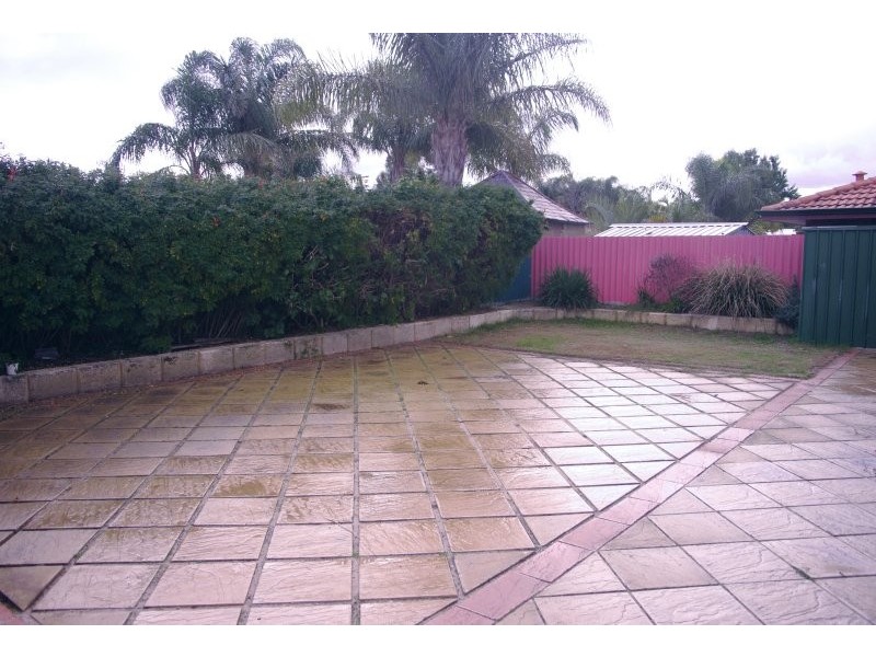 13 Southern River Road, Gosnells WA 6110