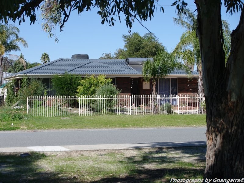 15 Ironbark Place, Maddington WA 6109