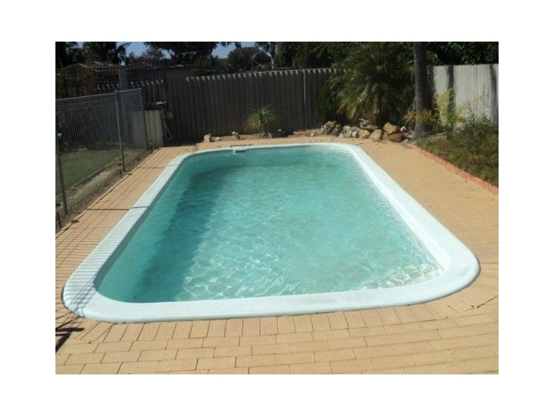 15 Ironbark Place, Maddington WA 6109