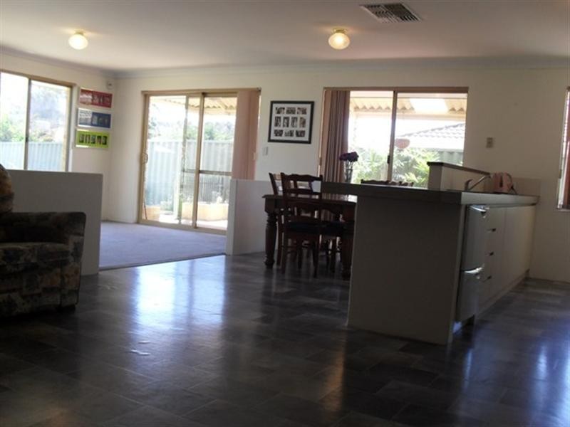 19 Dolara Court, Maddington WA 6109