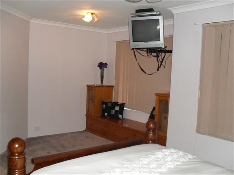 19 Dolara Court, Maddington WA 6109