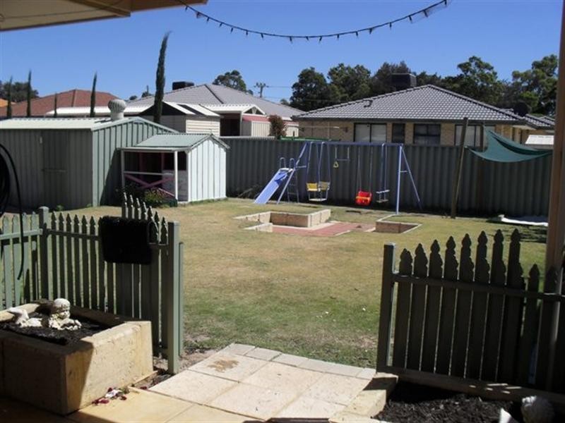 19 Dolara Court, Maddington WA 6109